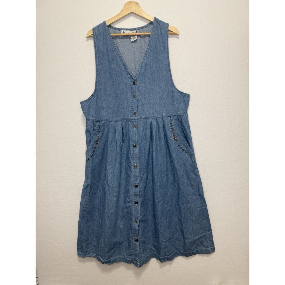 VTG Denim Jean Jumper Dress Floral Embroidered L Prairie Modest Cottage Grandma